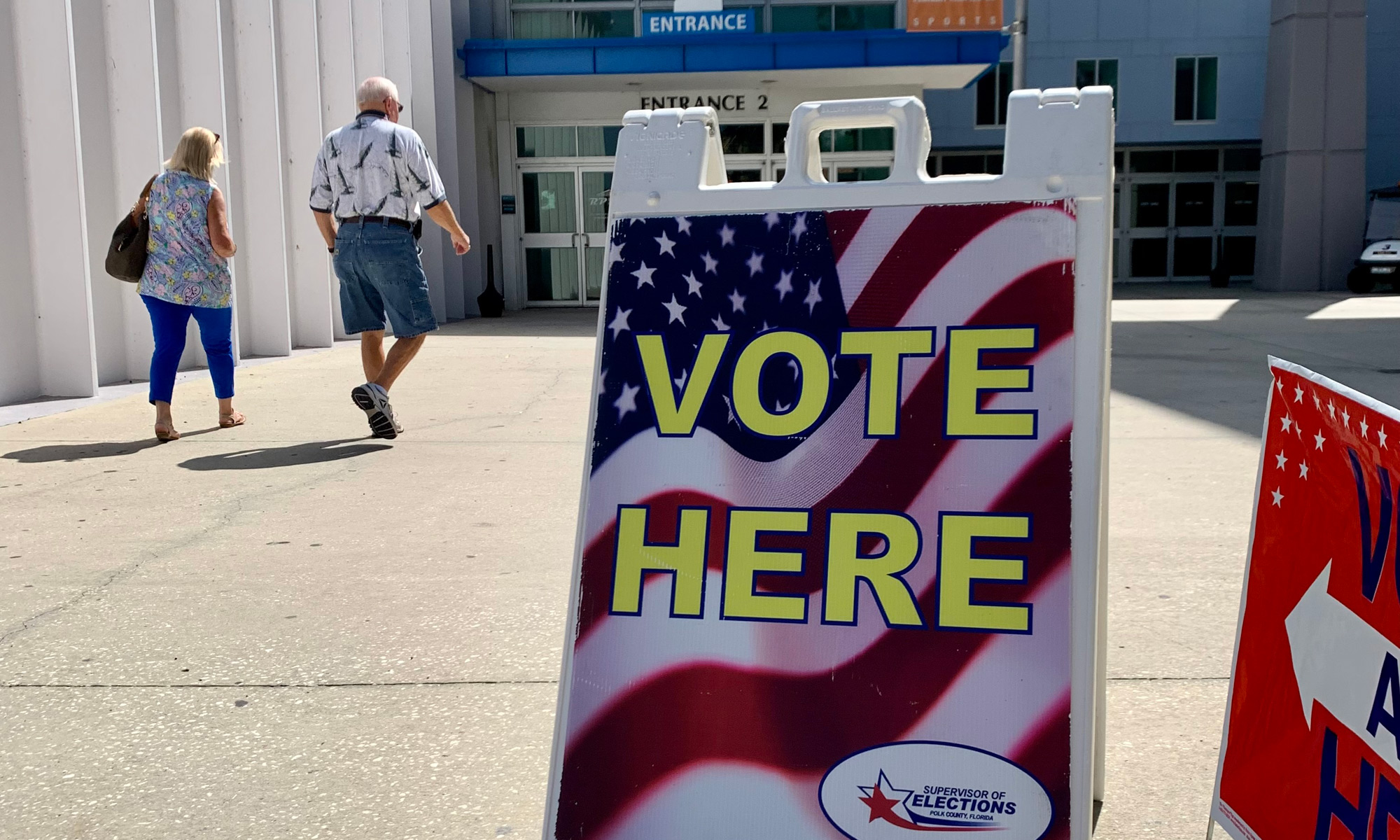 Vote here sign