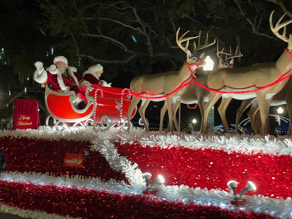 The 2023 Lakeland Christmas Parade. | Kimberly C. Moore, LkldNow