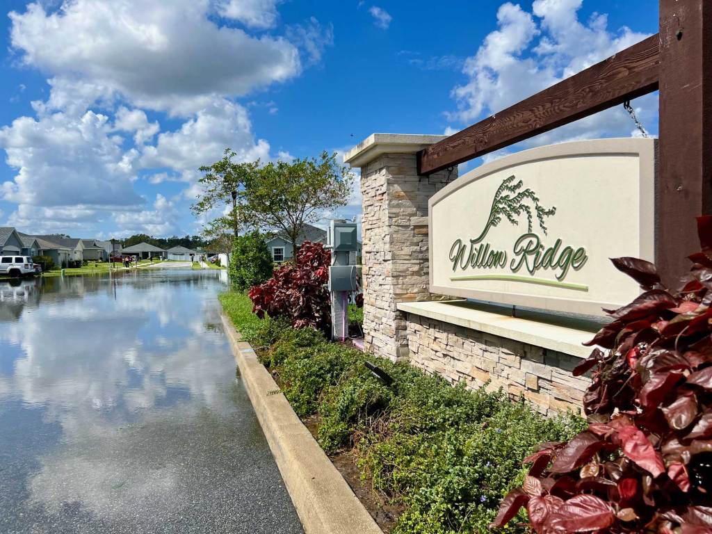 Willow Ridge entrance