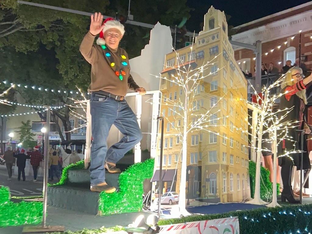 City Commissioner Bill Read.